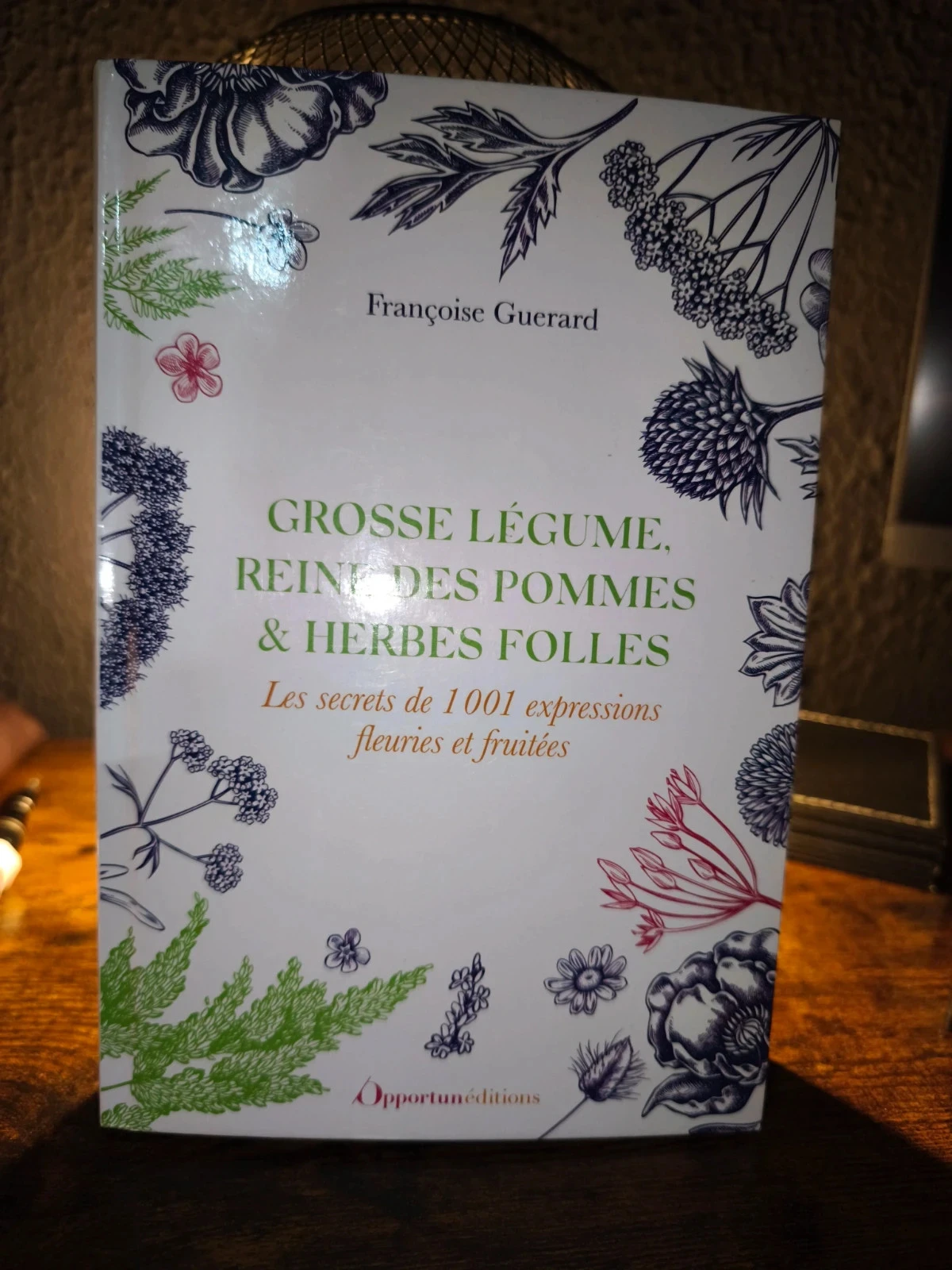 Grosse légume, reine des pommes et herbes folles